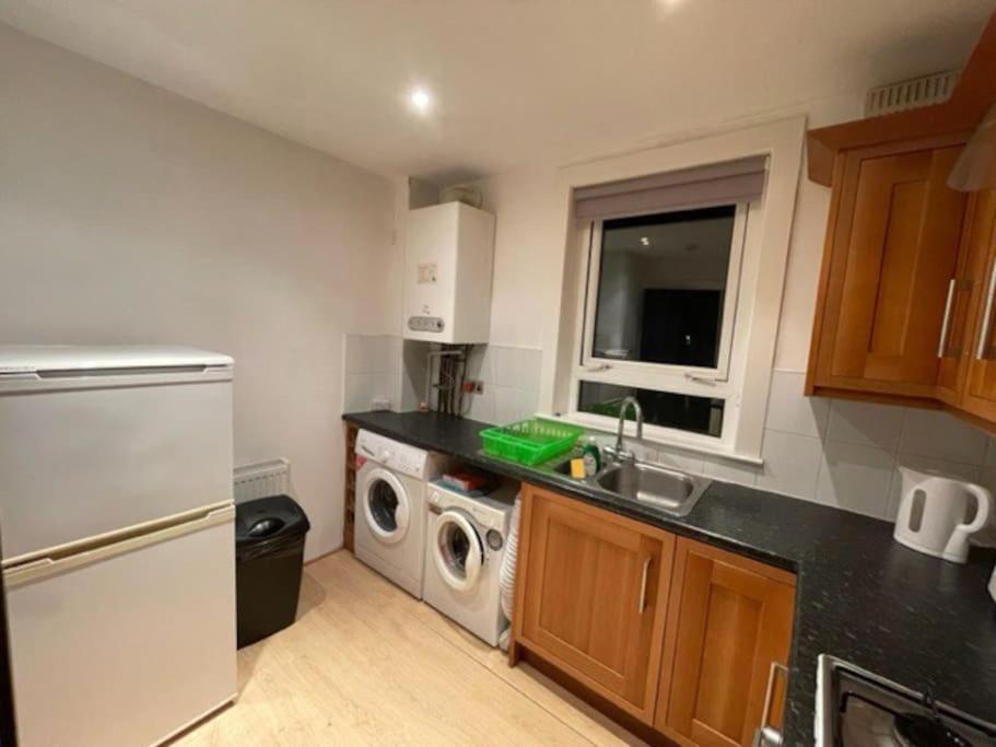 Lovely 2Br Gem Near To Wsu, City. Paisley Luaran gambar
